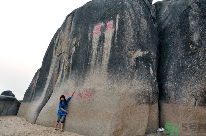 天涯海角附近有什么實惠吃海鮮的餐廳？天涯海角吃海鮮可以去那里？