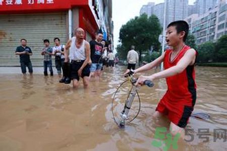 湖南為什么出現(xiàn)暴雨？湖南暴雨受災(zāi)嚴(yán)重情況？