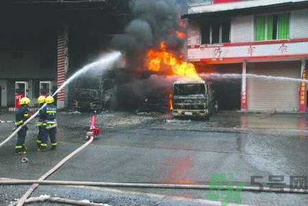 加油過(guò)滿汽車起火是怎么回事？汽車加油要注意什么？