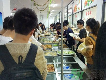 高校10元自助餐有什么？高校10元自助餐怎么樣？