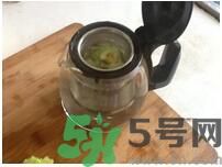 苦瓜泡水喝有什么好處？苦瓜泡水喝好嗎？