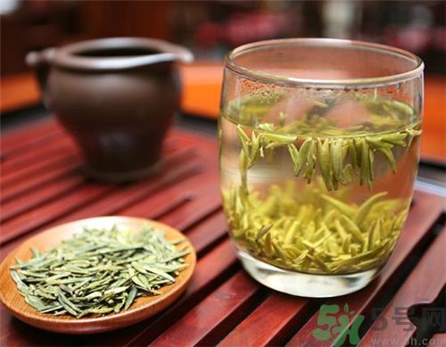 吃綠豆糕喝什么茶好？吃綠豆糕喝什么茶解膩？