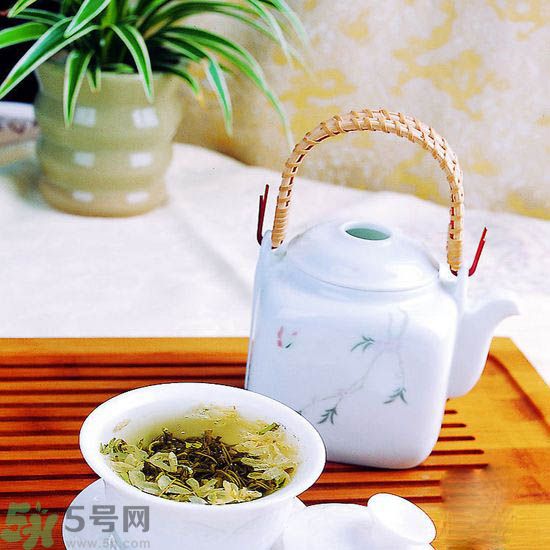 痛風(fēng)可以喝茉莉花茶嗎？痛風(fēng)喝茉莉花茶好嗎？