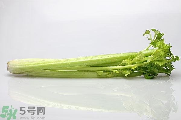 芹菜對(duì)精子有害嗎？芹菜對(duì)精子質(zhì)量有什么影響？