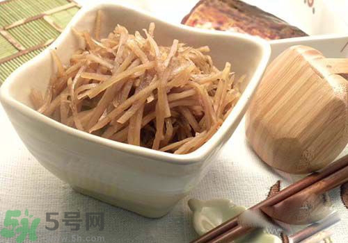 牛蒡的功效作用 牛蒡的營(yíng)養(yǎng)價(jià)值食用禁忌