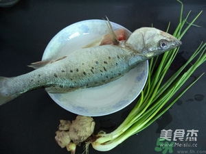 鱸魚蒸多長時間？鱸魚怎么蒸？