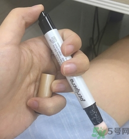 菲麗菲拉氣墊修容棒多少錢?peripera氣墊修容棒專柜價格