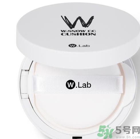 w.lab雪花氣墊黑色款怎么樣？w.lab雪花氣墊黑色和白色區(qū)別？