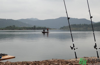 十月份可以釣魚嗎？十月份釣魚用什么餌料？