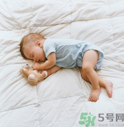 秋季幼兒如何預(yù)防感冒？秋季幼兒感冒怎么辦？