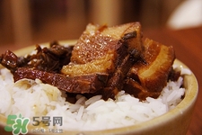 扣肉怎么做簡(jiǎn)單又好吃?扣肉的家常做法