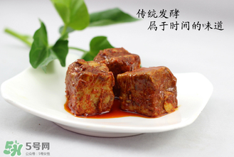 霉豆腐發(fā)黑還能吃嗎？霉豆腐長黑點還能吃嗎？