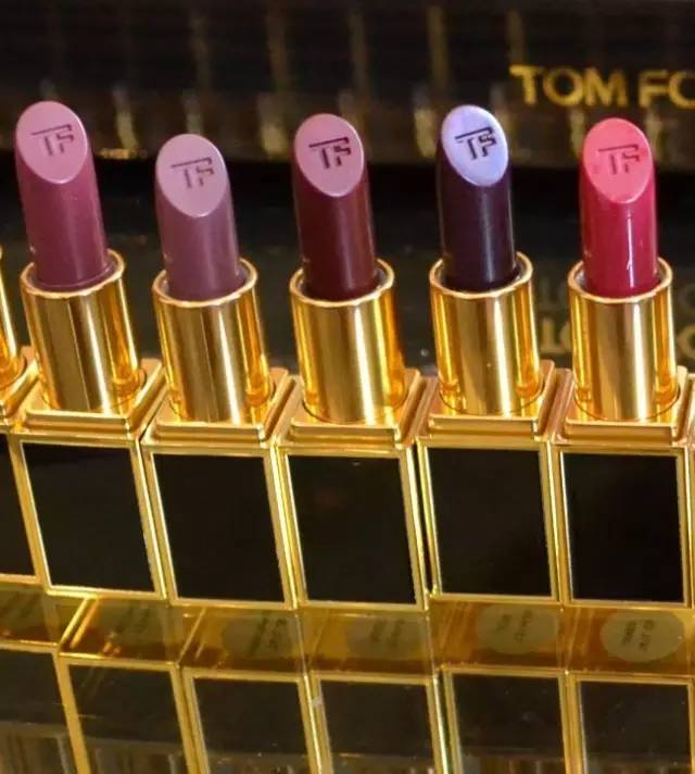 tom ford和迪奧哪個(gè)好？tom ford口紅和dior口紅哪個(gè)好？