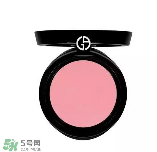 tom ford和阿瑪尼哪個(gè)好？tom ford和阿瑪尼口紅唇釉哪個(gè)好？