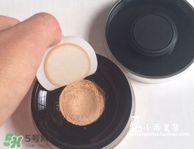 bareminerals礦物粉底怎么用？bareminerals貝茗礦物粉底使用方法