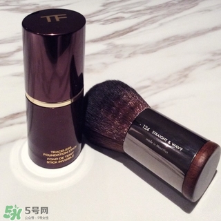 tom ford粉底棒怎么用？tom ford粉底棒使用方法