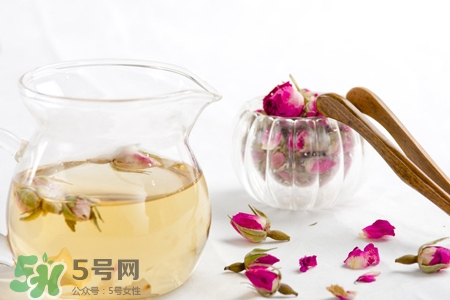 來月經(jīng)能喝花茶嗎？女性經(jīng)期喝什么花茶好？