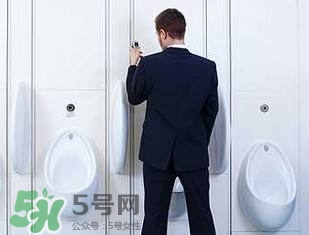 男性尿痛出血怎么回事？男性尿痛是怎么引起的