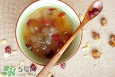 哺乳期能吃桃膠嗎？產(chǎn)后可以吃桃膠嗎？