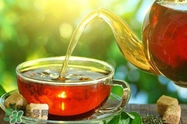 夏天喝什么茶去火？夏天喝什么茶清火