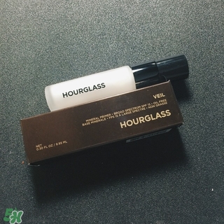 hourglass妝前乳怎么樣?hourglass妝前乳好用嗎?