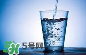 30天不喝飲料，妹子的對比照令人震驚 喝白開水的好處