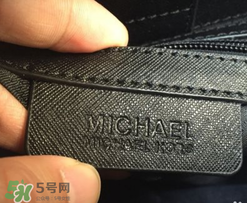 michael kors鎖頭包怎么分辨真假？mk鎖頭包真假辨別