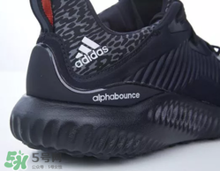 adidas alphabounce上腳怎么樣？阿迪達斯阿爾法小椰子測評