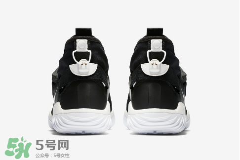 nikelab acg 07 kmtr機(jī)能運(yùn)動(dòng)鞋黑白配色什么時(shí)候發(fā)售？