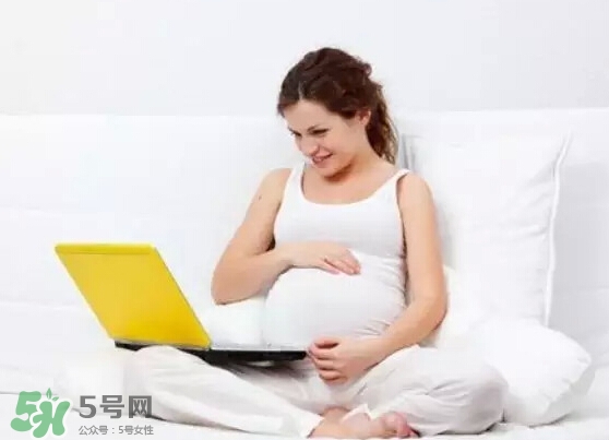 孕婦熬夜對胎兒有什么影響？孕婦熬夜的危害