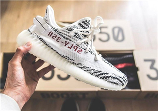 adidas yeezy 350 v2 boost zebra白斑馬市場(chǎng)價(jià)多少錢(qián)？