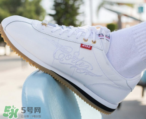 mister cartoon與nike cortez45周年聯(lián)名鞋子什么時候發(fā)售？