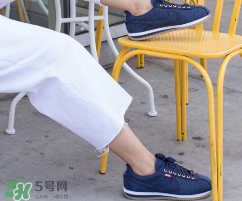 mister cartoon與nike cortez45周年聯(lián)名鞋子什么時候發(fā)售？