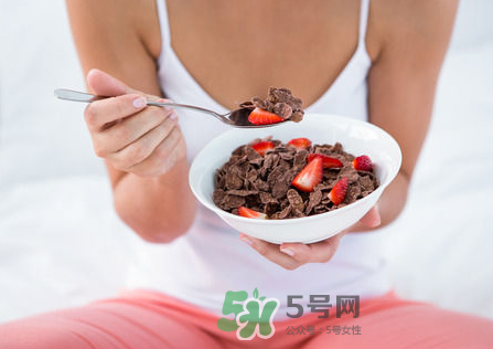 夏天減肥好還是冬天減肥好？夏天減肥會(huì)更快見(jiàn)效嗎？