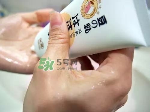 親潤孕婦護(hù)膚品怎么樣？親潤豆乳補(bǔ)水系列好用嗎？