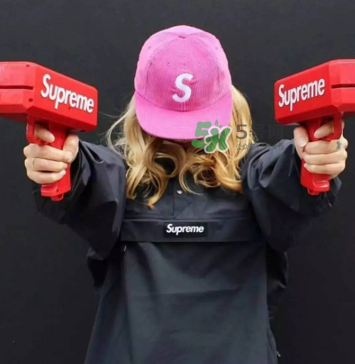 supreme噴錢槍多少錢？supreme鈔票槍價格