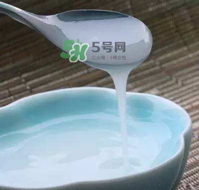 仙草凍熬好多久能成型？仙草凍添加什么才會(huì)結(jié)凍