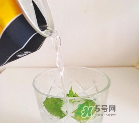 蘇打水怎么做飲料？檸檬蘇打水怎么做