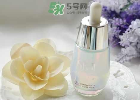 sk2小紅瓶和小燈泡精華哪個(gè)好？sk2小燈泡和小銀瓶精華區(qū)別