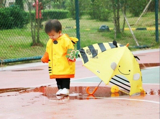 小孩子的雨衣什么牌子的好 兒童雨衣哪個(gè)牌子好