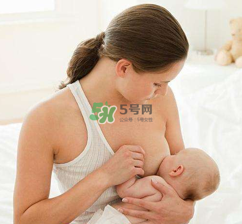 母乳喂養(yǎng)會(huì)乳糖不耐受嗎？母乳喂養(yǎng)會(huì)過度喂養(yǎng)嗎？