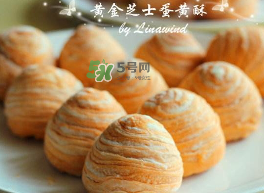 蛋黃酥為什么會(huì)破皮？蛋黃酥破皮的原因