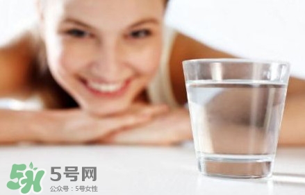 飲用水含微塑料有什么危害？飲用水中的微塑料怎么來的