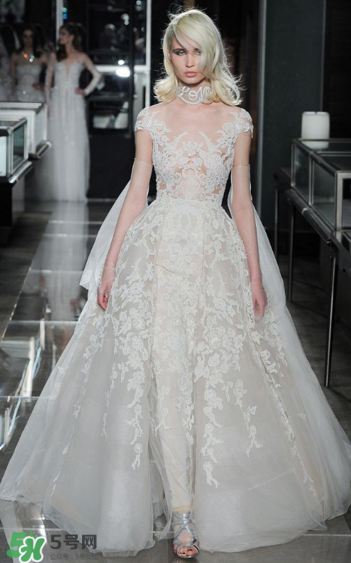 reem acra婚紗多少錢(qián)？reem acra婚紗價(jià)格