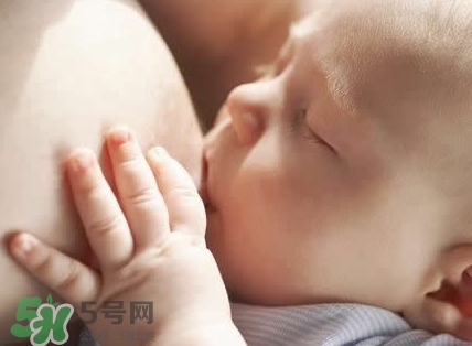 母乳能做什么？母乳可以放冰箱保鮮多久？