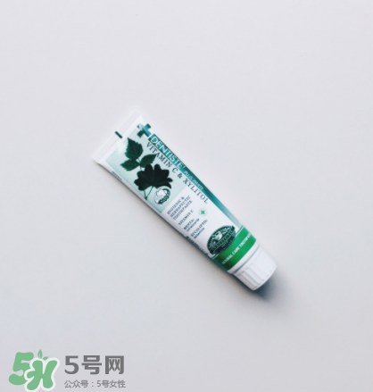 Dentiste牙膏怎么樣？Dentiste牙膏使用感受