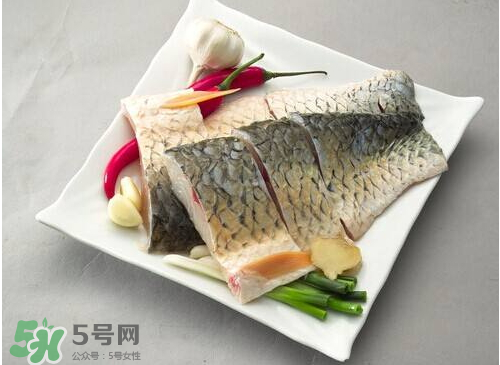 鰱魚怎么做好吃沒腥味？鰱魚怎么去腥？