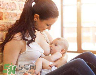 寶寶突然不吃母乳了怎么回事？寶寶不吃母乳是為什么？