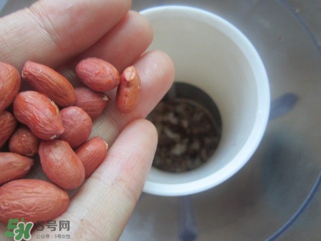 核桃可以和黃豆一起打豆?jié){嗎？核桃和什么一起打豆?jié){好？