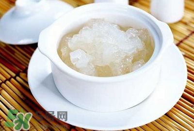 雪蛤膏能放冰箱冷凍嗎？過期的雪蛤膏還能吃嗎？